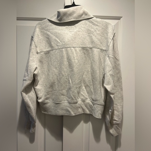 Abercrombie & Fitch women’s sweatshirt with oversized collar - Picture 3 of 3